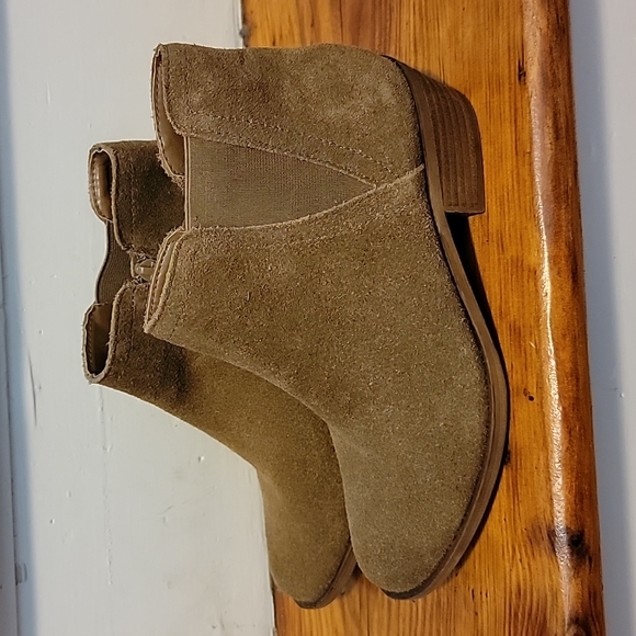 Kensie Leather Ankle Boots - Picture 1 of 4